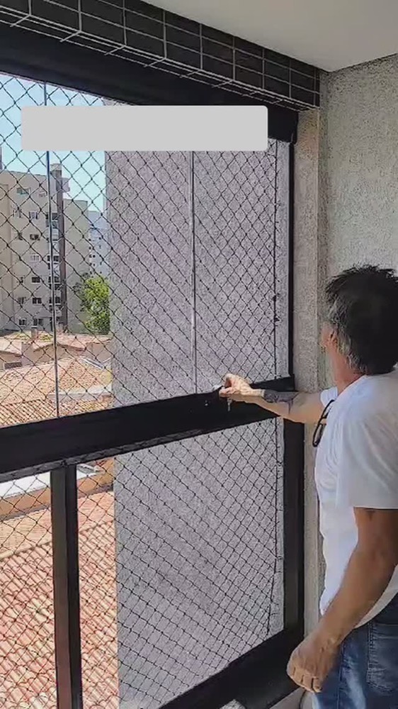 Divisória de vidro articulada para ambiente interno